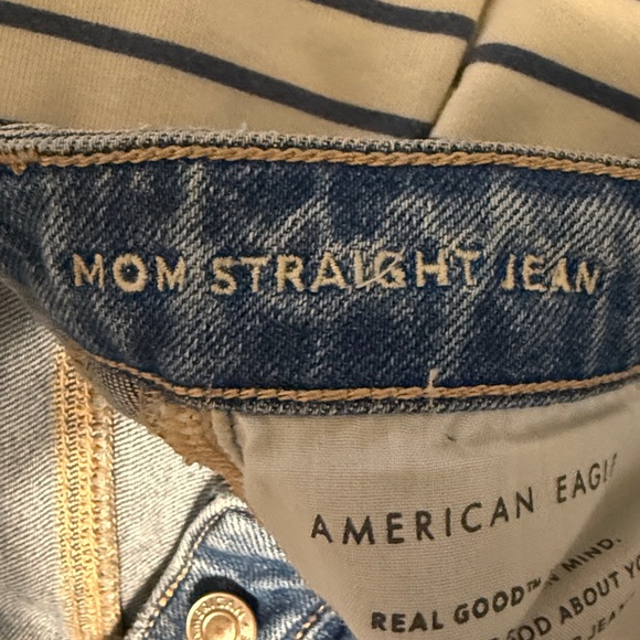 American Eagle Outfitters Light Blue Mom Straight Stretch Jeans size 2 long - Picture 5 of 6